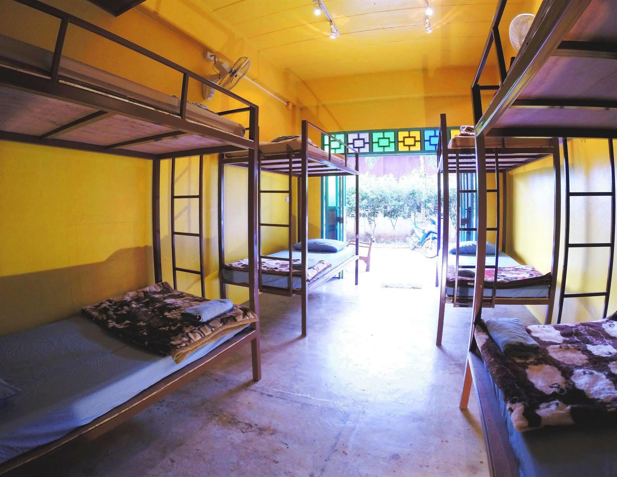 Hostel Huan Saran Pai Exterior foto