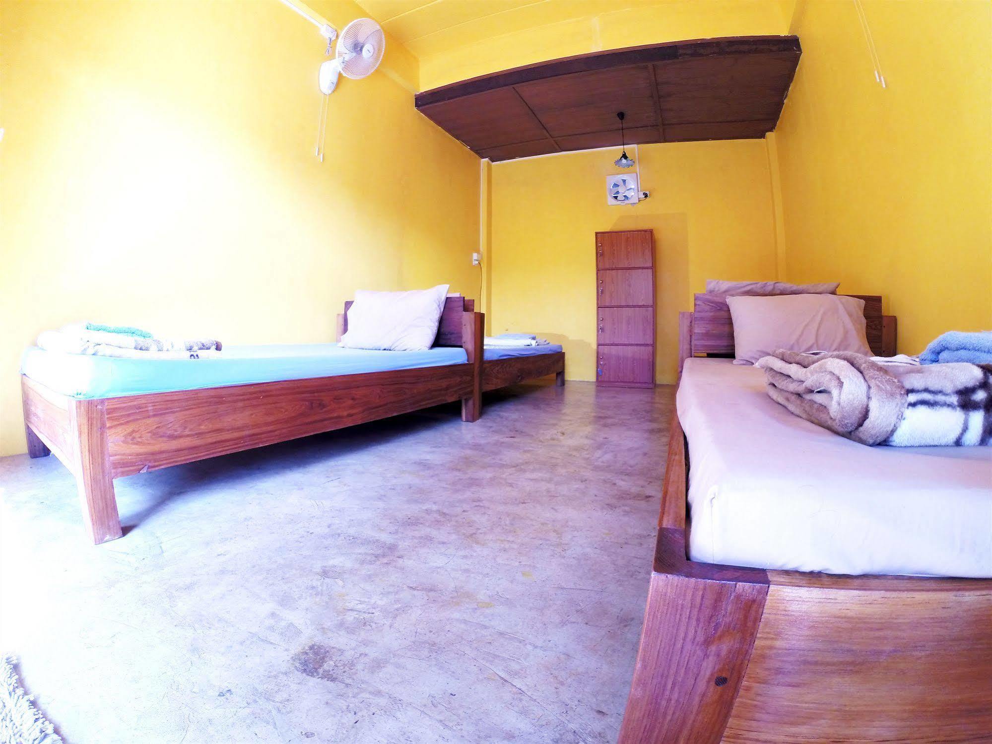 Hostel Huan Saran Pai Exterior foto