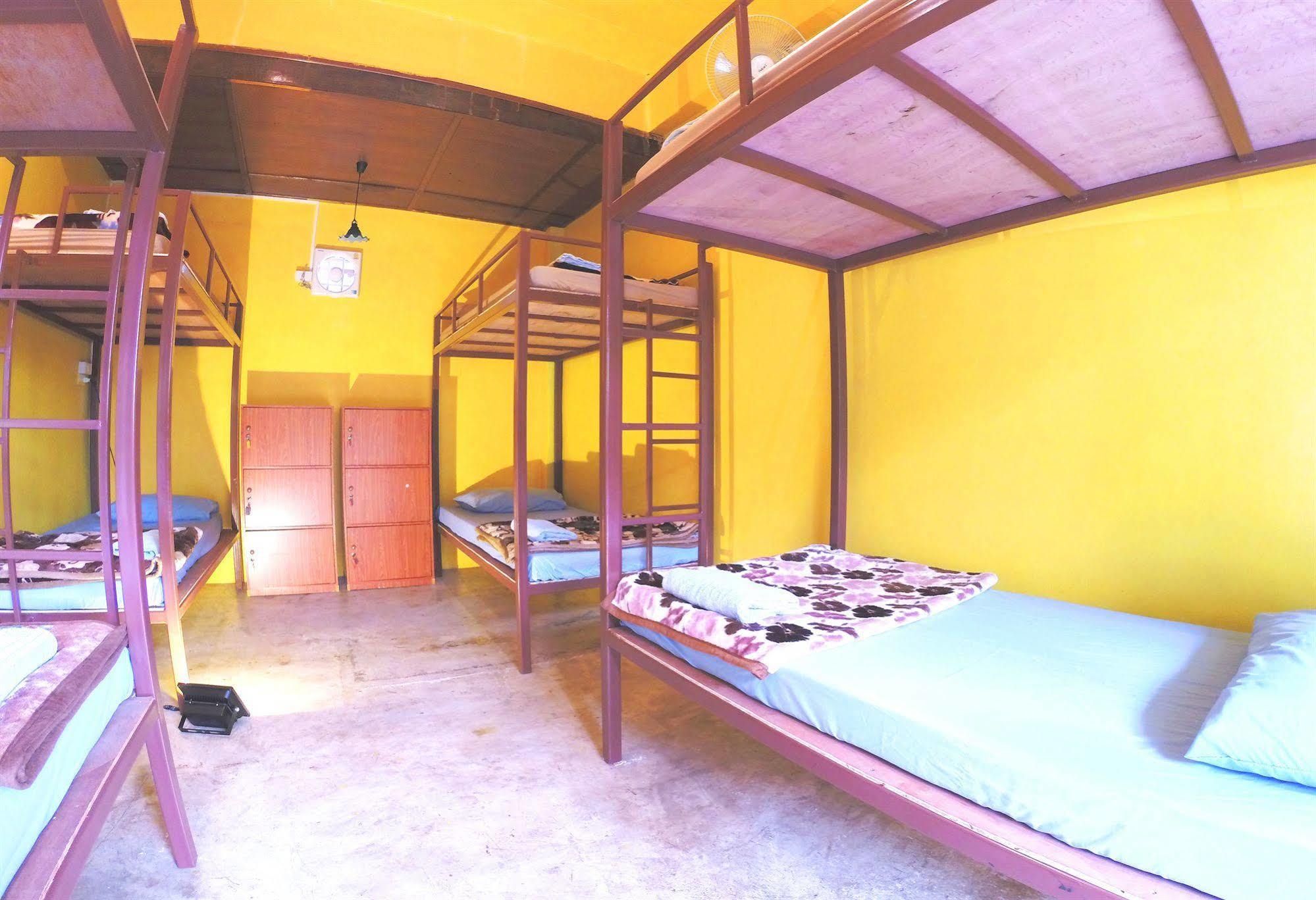 Hostel Huan Saran Pai Exterior foto